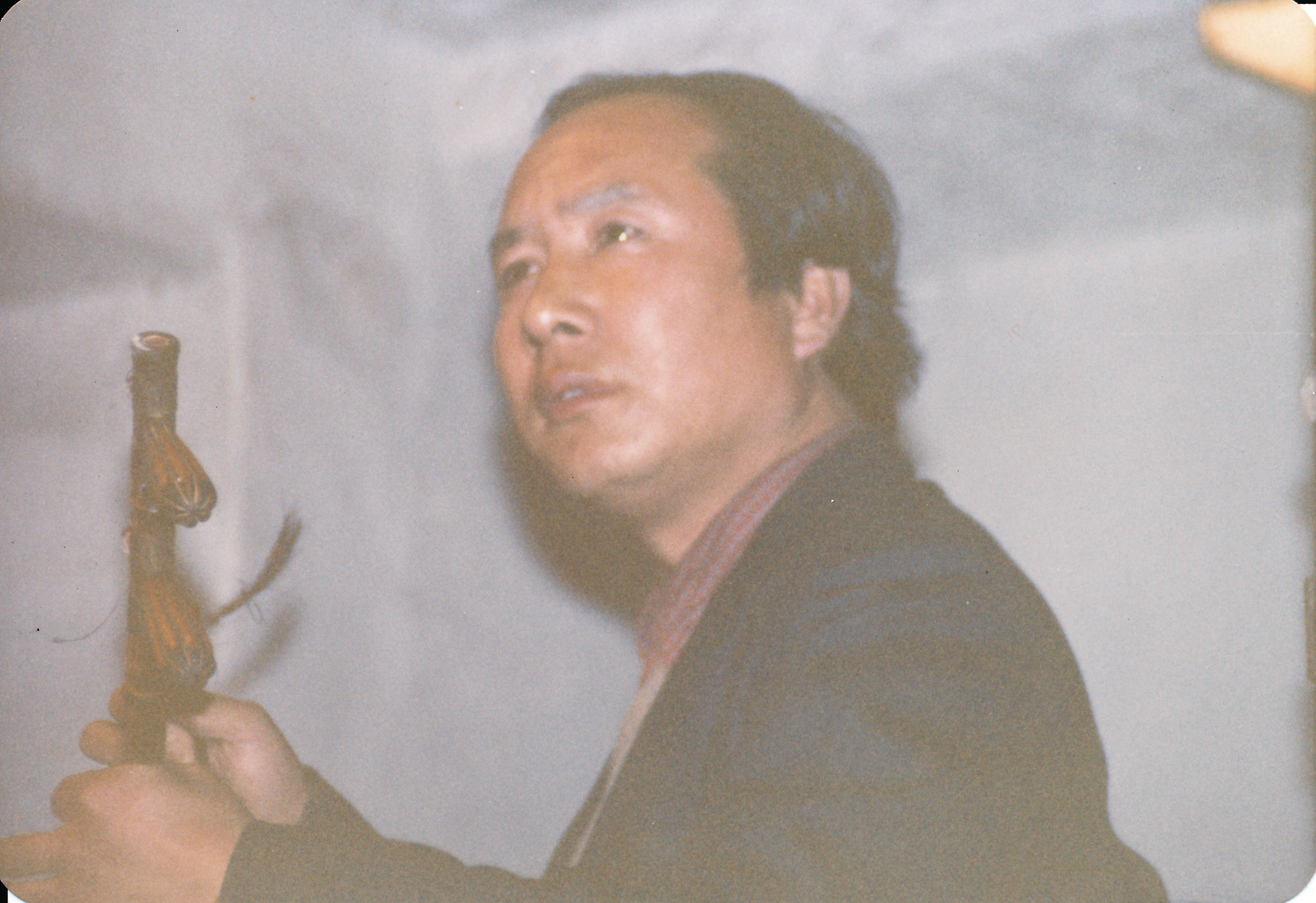 Qian Qiming performing